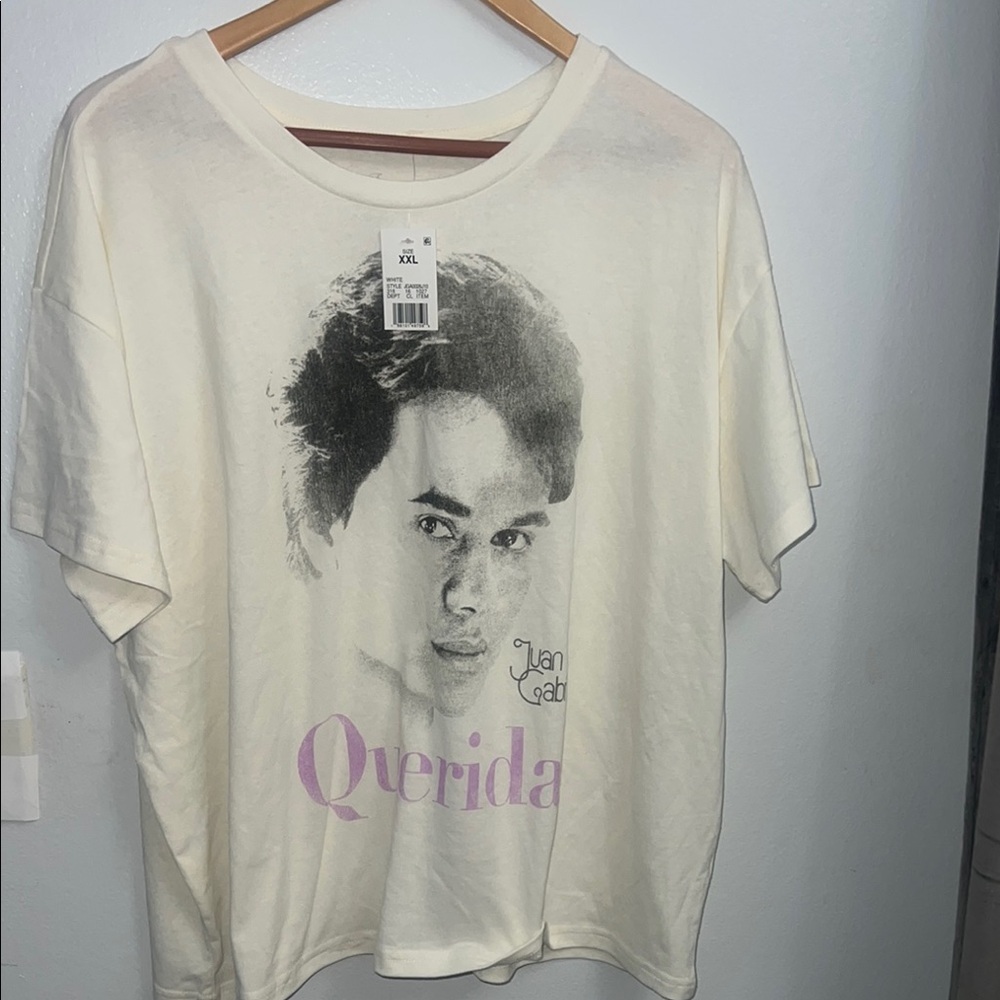 2X Cream Graphic T-Shirt with Querida Print New - Picture 2 of 7